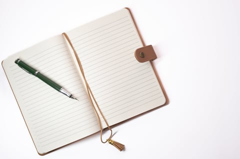 Premium leather journal with pen - The Visionary Journal